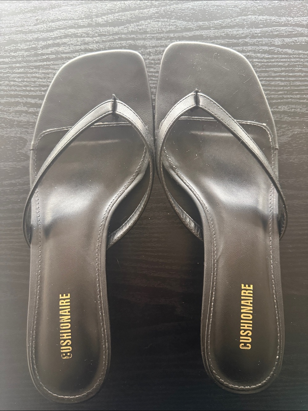 Cushionare Women’s Black Square-Toe Flip Flop kitten heel Sandals